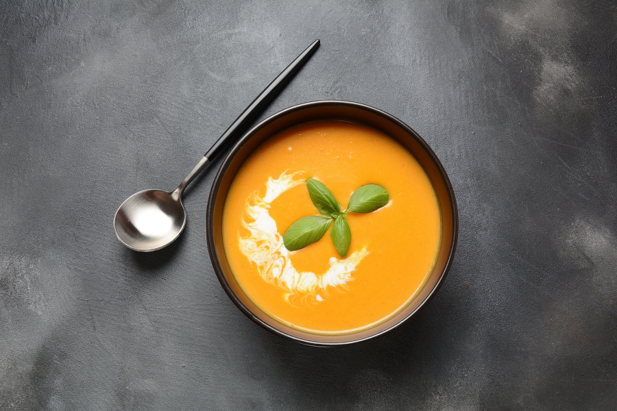 Varmende Gulrot- og Ingefærsuppe