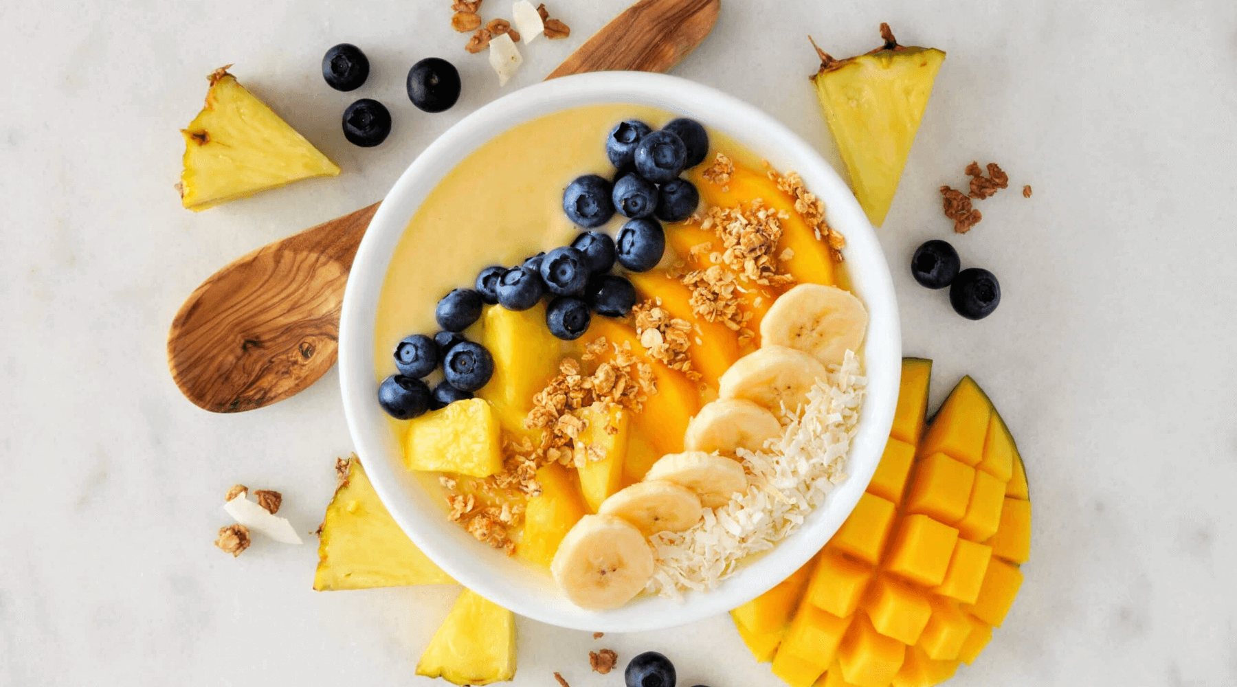 Smoothiebowl med Mango og Ananas